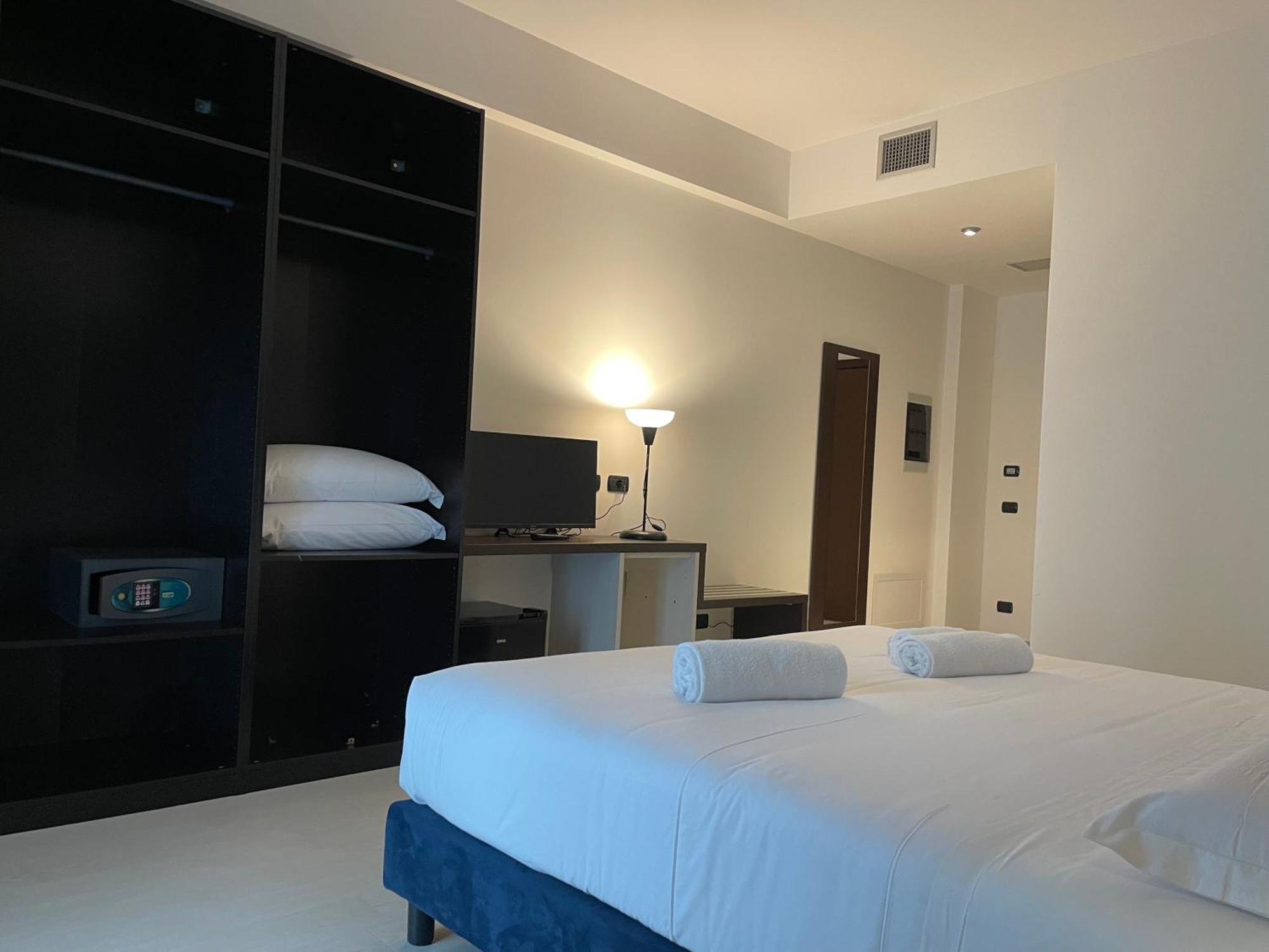 Maestrale Resort Hotel - Grosseto Eksteriør billede