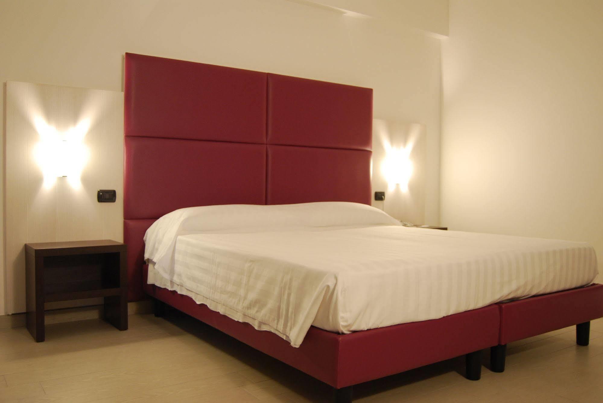 Maestrale Resort Hotel - Grosseto Eksteriør billede