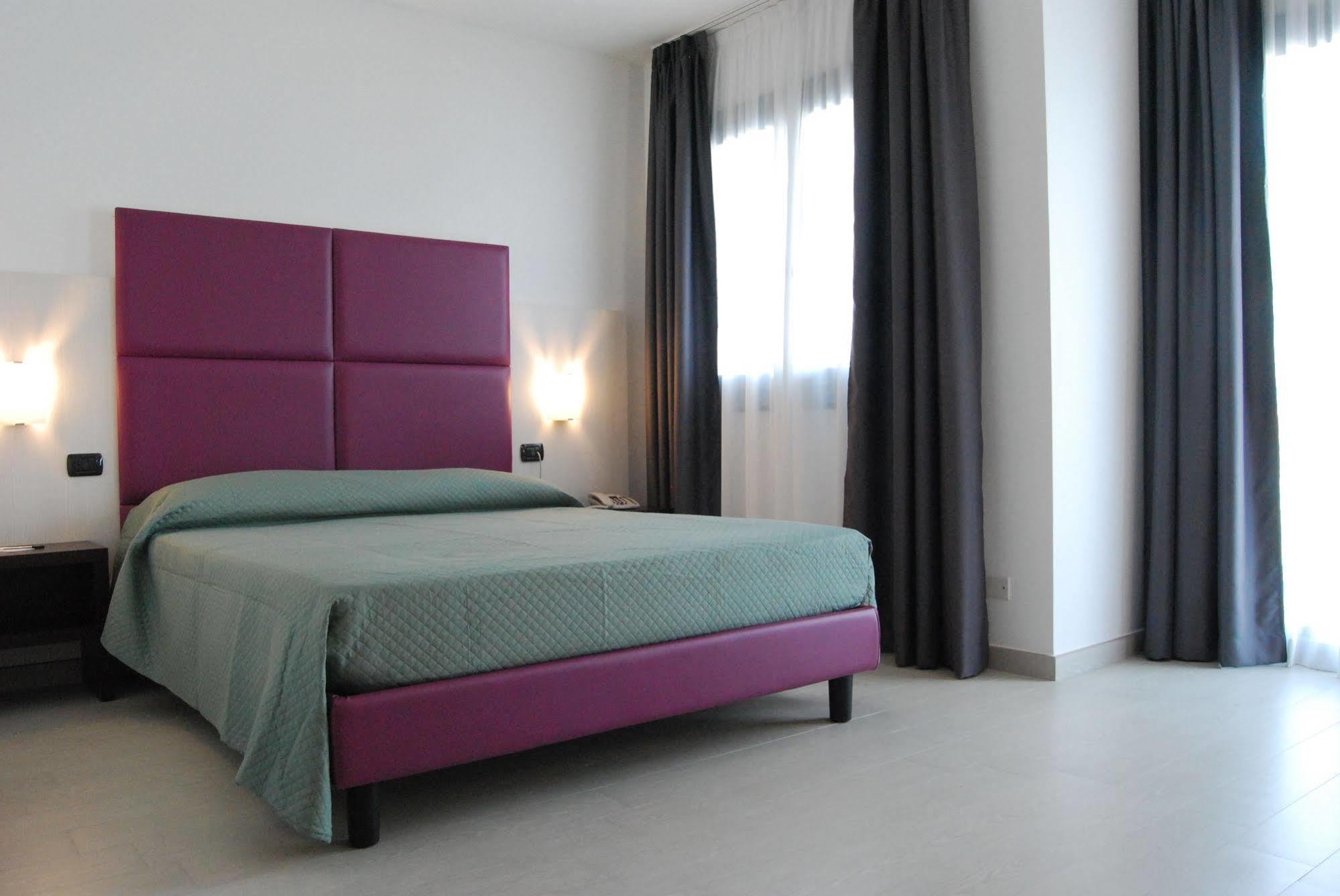 Maestrale Resort Hotel - Grosseto Eksteriør billede