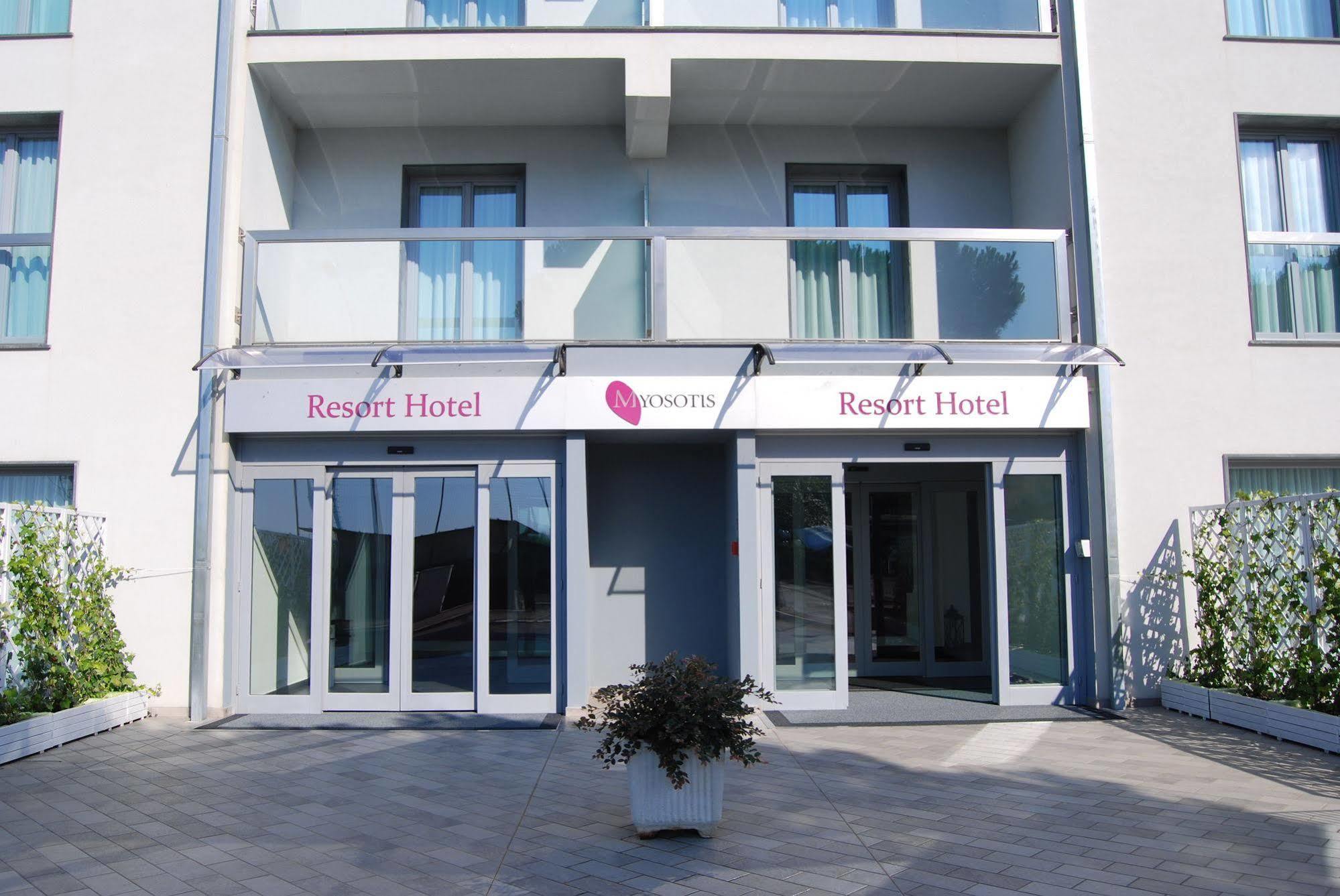 Maestrale Resort Hotel - Grosseto Eksteriør billede